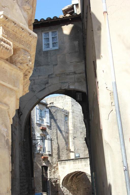 אפרטהוטל Saint-Rémy-de-Provence Mas De Valrugues Holifrance מראה חיצוני תמונה